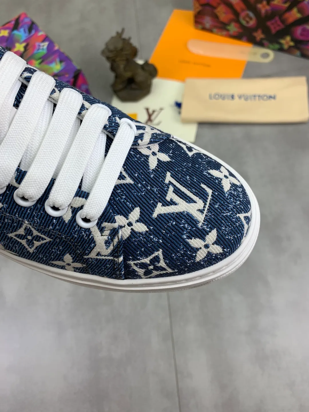 Men's men's shoes💰P520💰[New model]🆘High quality cowhide [Louis Vuitton]LV official website latest model🎁casual and fashionable men's shoes👟hot style💥simple and elegant style, exclusive for trendy men. Unique official website latest brand elements👑original decoration, fashionable and generous, the fabric is made of original denim➕comfortable and breathable mesh lining➕cow leather feet ✅The official website specifies wear-resistant casual outsole, the classic model is taken in real life🎬Color: 6️⃣colors available😍Number of codes: 38-44 Full set of packaging